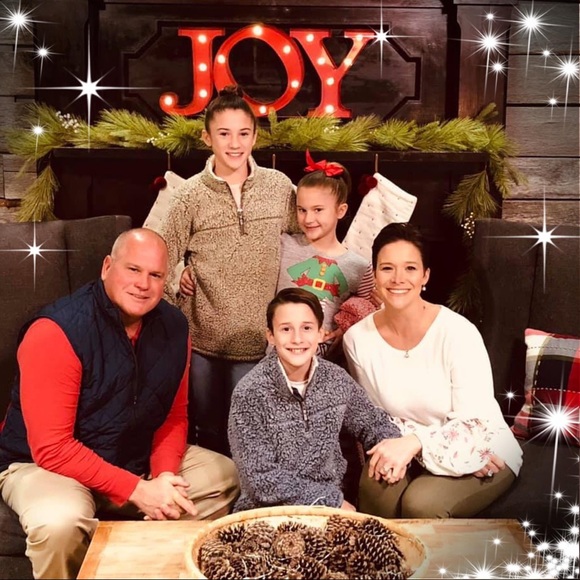 Meet your Posher, Kim - Picture 2 of 4